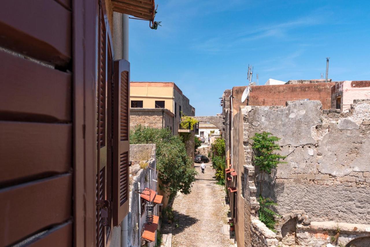 Prázdninový dům Traditional 3 Bedroom House In The Old Town Rhodes City