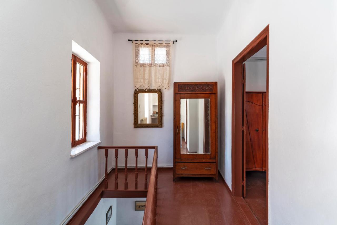 Traditional 3 Bedroom House In The Old Town * Rhodes City