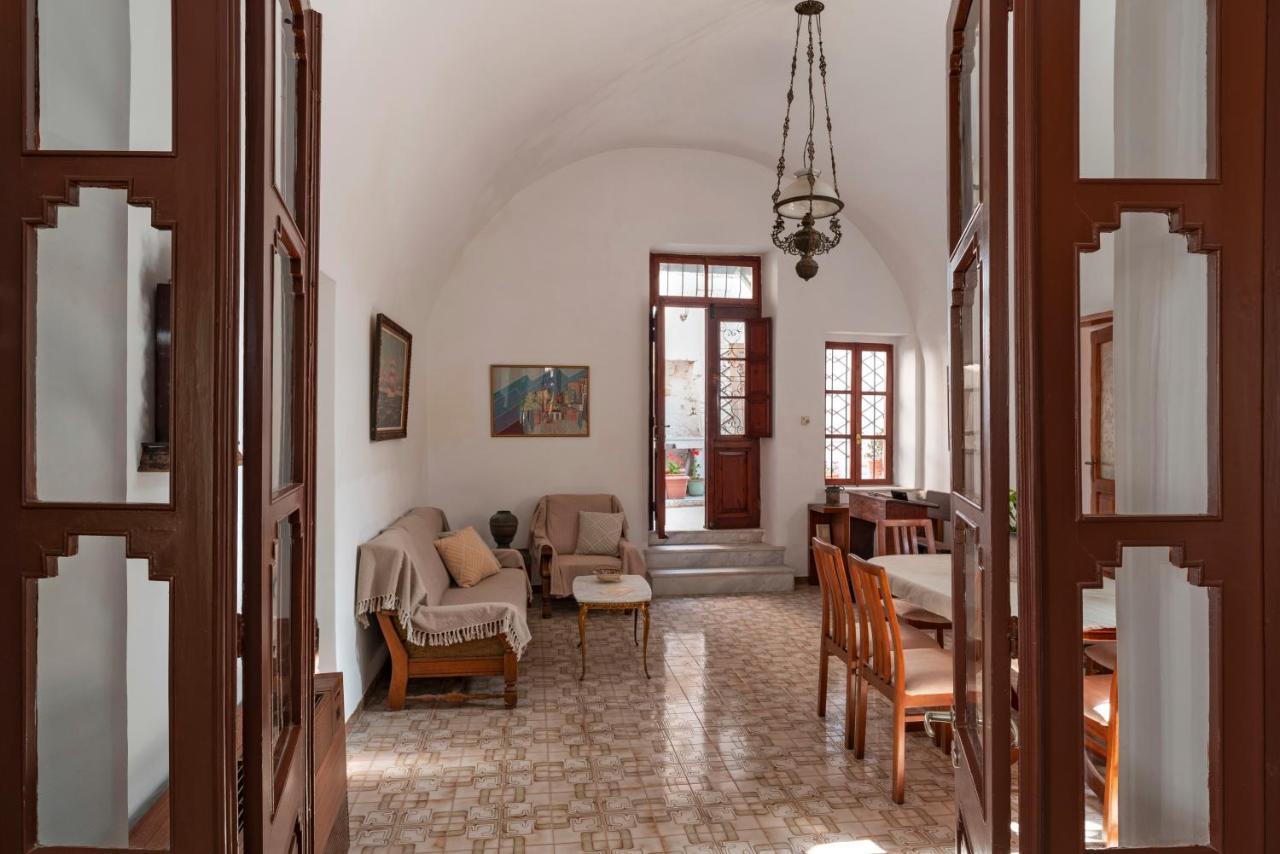 Traditional 3 Bedroom House In The Old Town Rhodes City